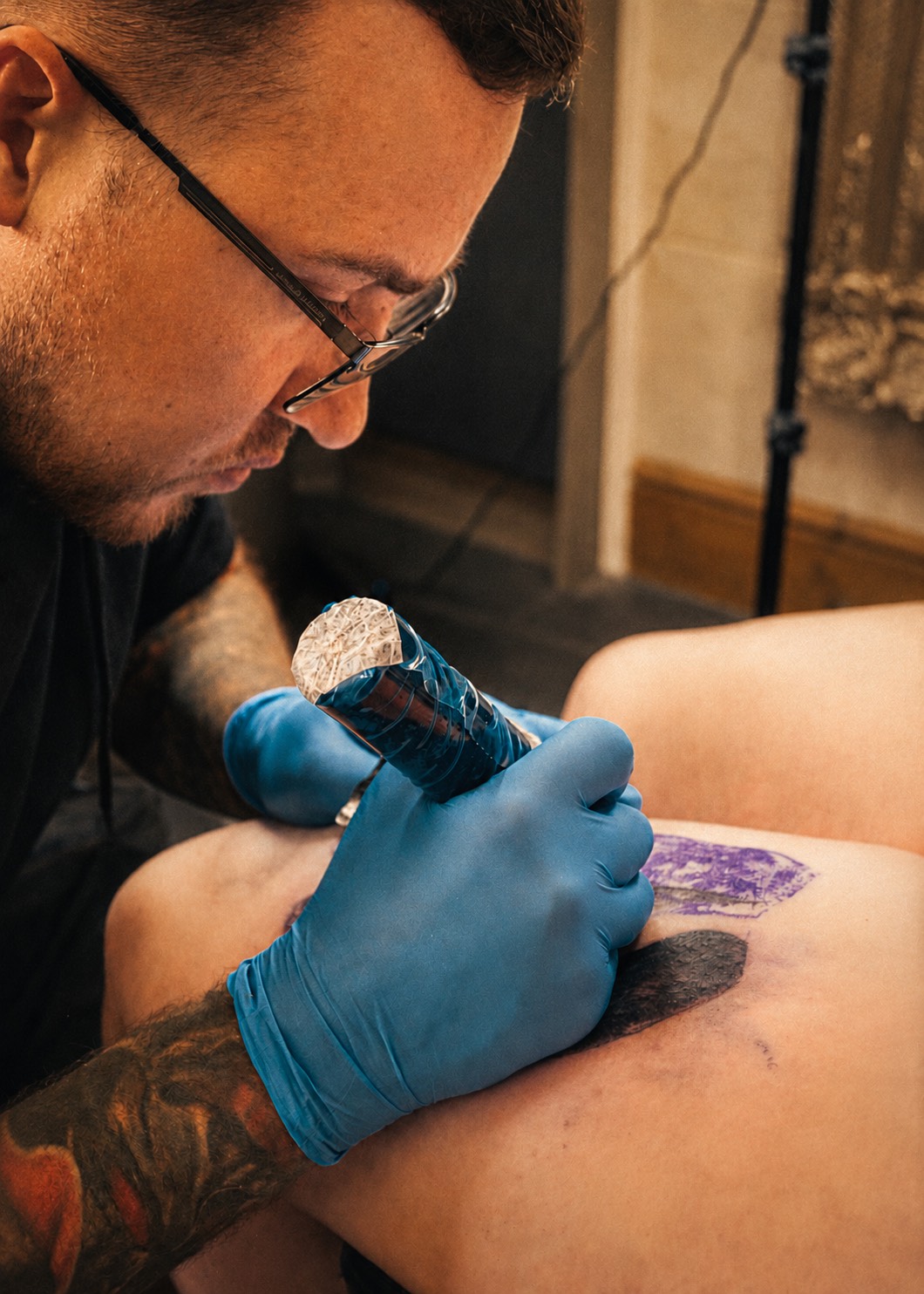 Olek, tattoo artist at Acreedo